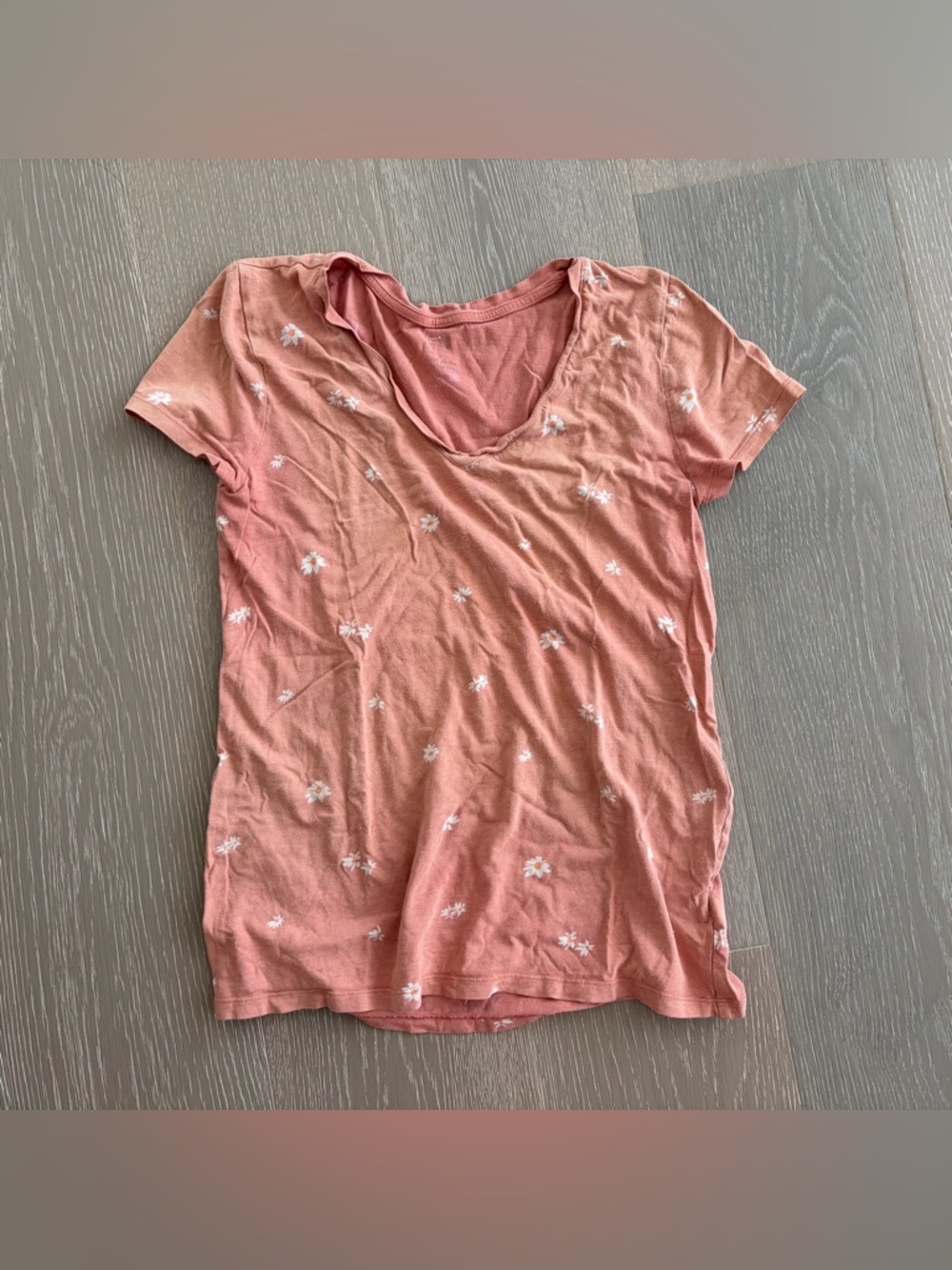 Gap Women's Pink Floral Tee